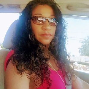 Meet your Posher, Maxie